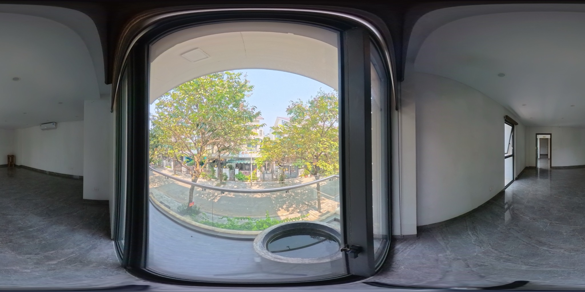 P. trước T2